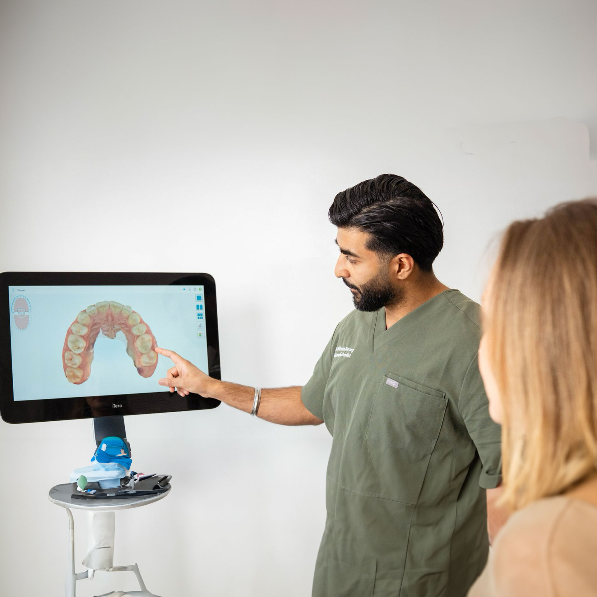 Invisalign-smile-rooms