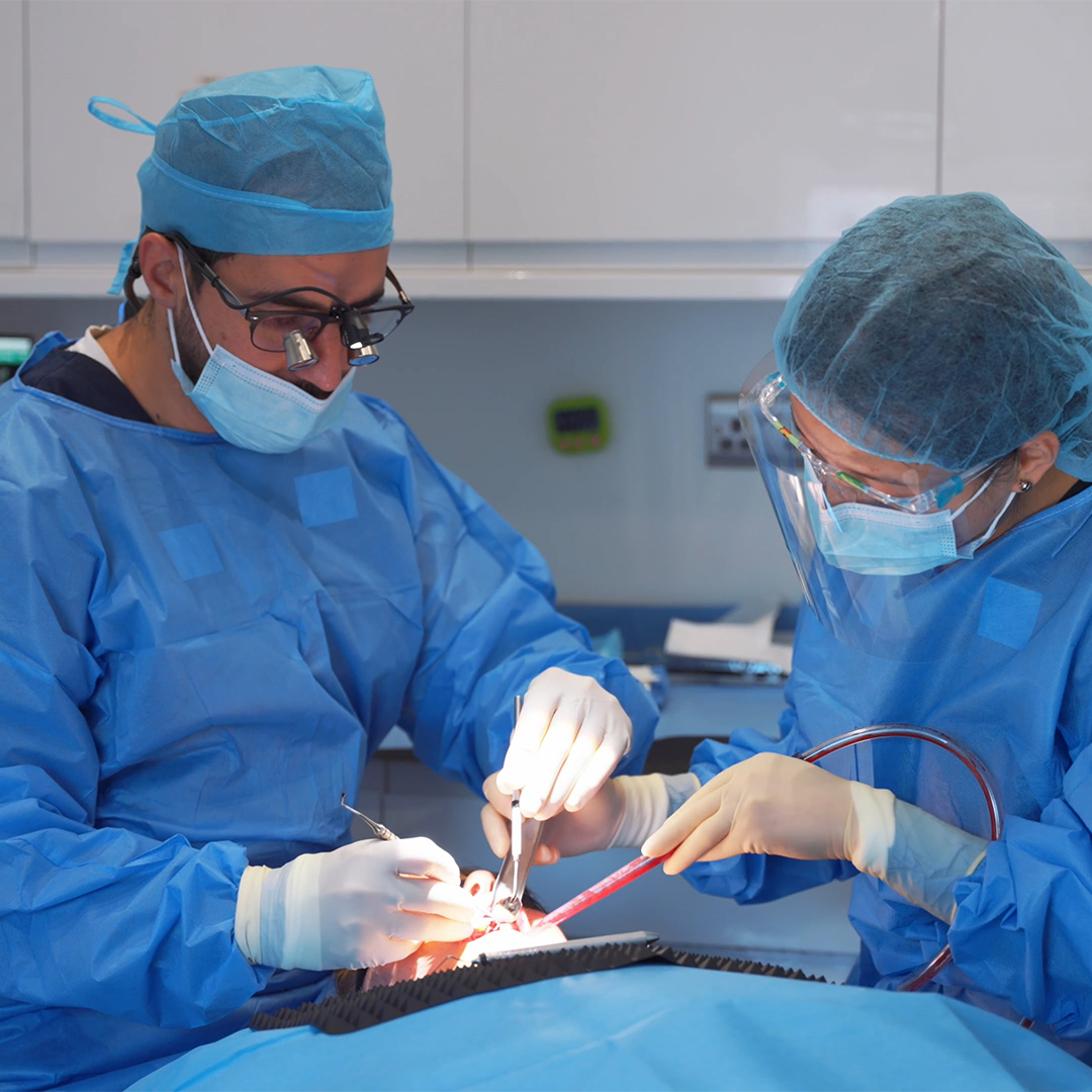 Mini-Dental-Implants,-Berkshire